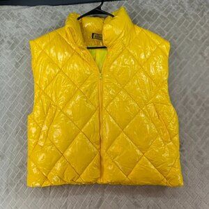 Love Highlight Puffer Vest Womens Small Yellow Quilted Zip Up Shiny Wet Look
